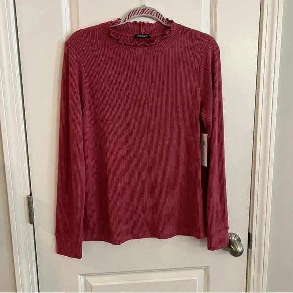 Pink Clover blouse large STITCH FIX - Picture 1 of 3